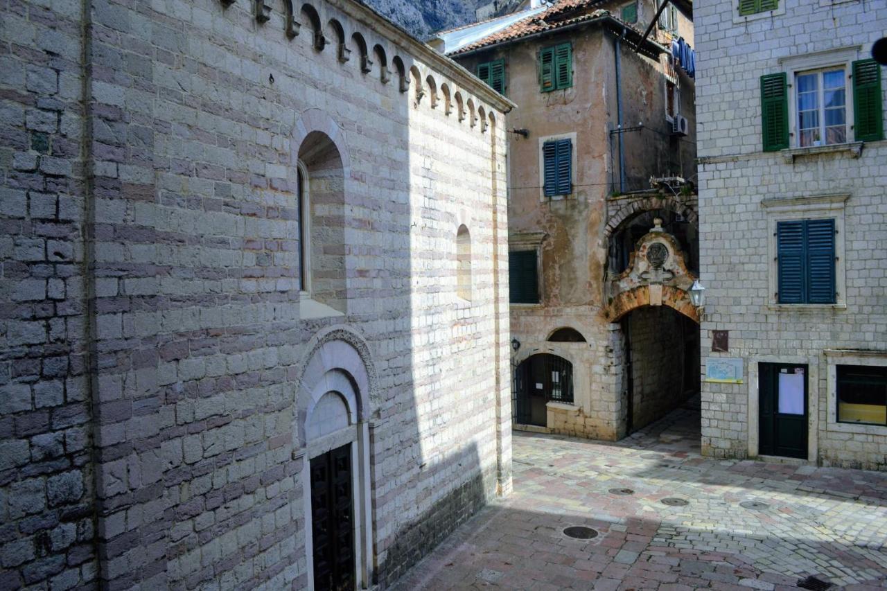 La Dolce Vita Apartment Kotor Exterior photo
